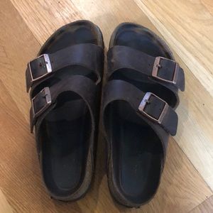 Women’s birkenstocks, Arizona mocha with rose gold hardware